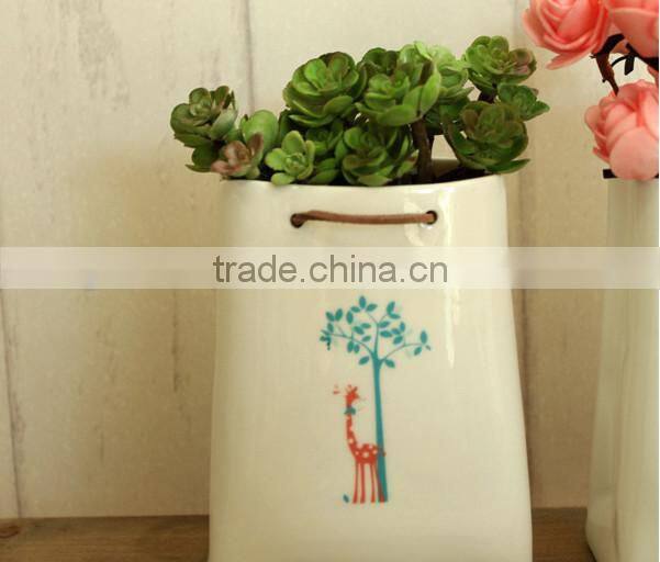 pen container,storage container,