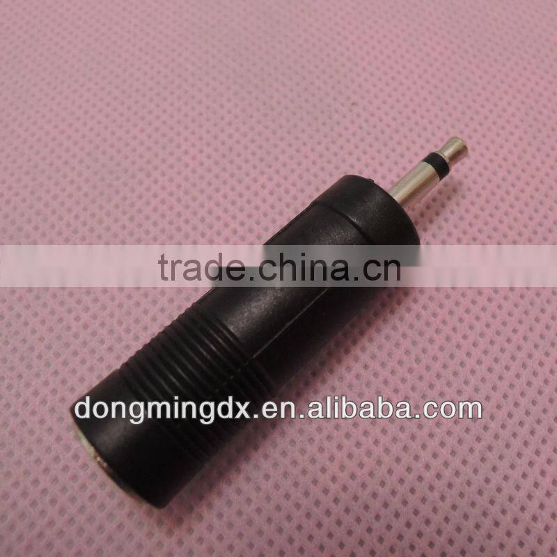 Mono Audio black 3.5 male to 6.5 female connector adapter