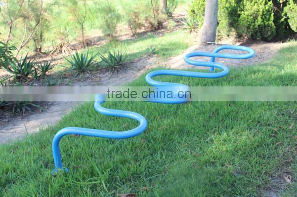 2013 Creative Horizontal Wave Bike Racks