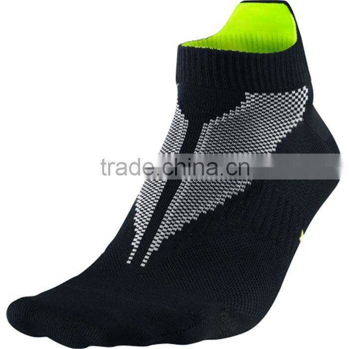 men high quality cotton customized custom sports running socks
