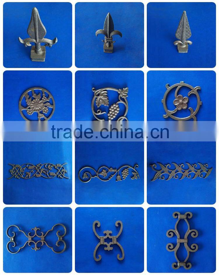 Decorative Powder Coated Wrought Iron Gate Ornaments Fence Spears/Temporary Picket Fence