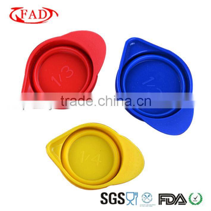 2014 Nesting Silicone Collapsible Measuring Cup With FDA and LFGB Approval