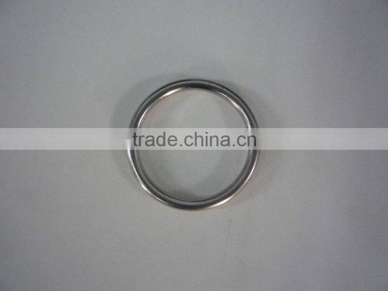 Metal O shape wire ring