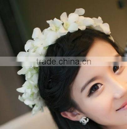 White Flower Head Wreath Garland For Wedding Prom Party And Christmas Decoration