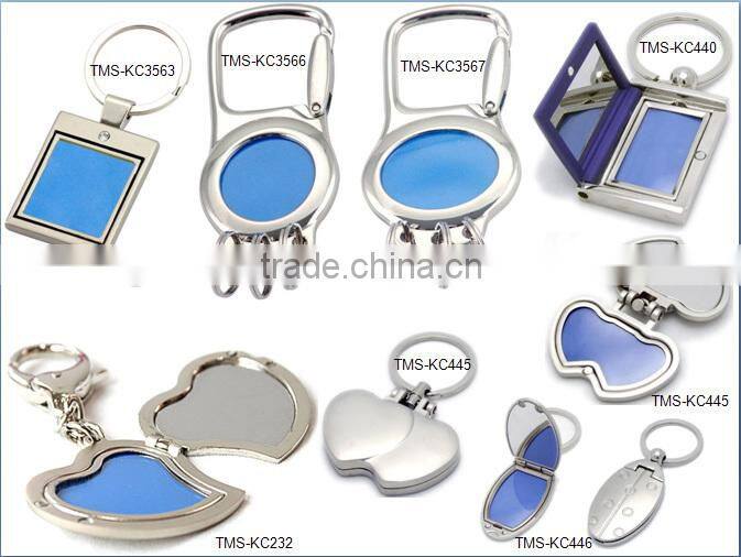 Hot selling promotional popular dog shape keychain