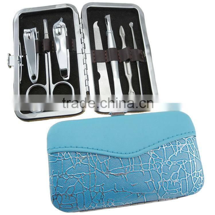 Bonvatt bridal shower favors Girlmanicure Pedicure Set