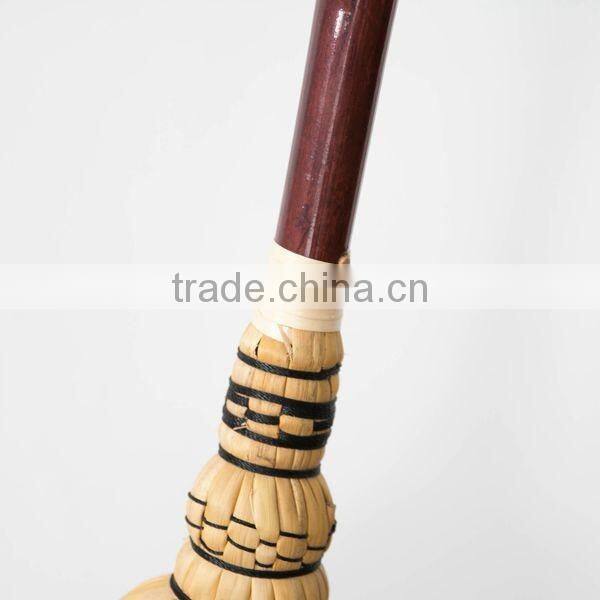HOME SHORT HANDLE BROOM WITH BAMBOO