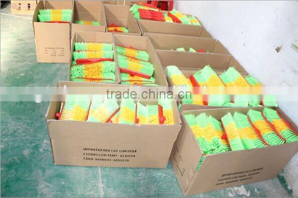 Low price plastic broom, plastic broom with wooden handle