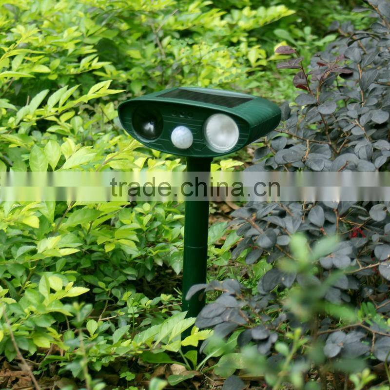 New Solar Power Ultrasonic Wave InfraRed Sensor Dog Pest Repeller Chaser Dual Animal Scarer solar panel Dog Repeller