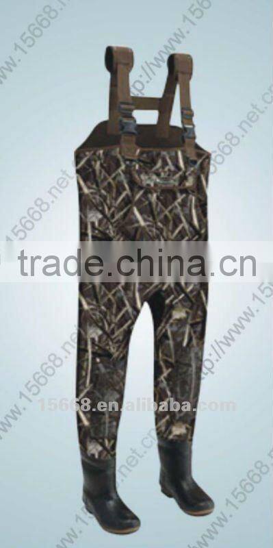 GR-K0075 good quality cheap neoprene fishing trouser with boot