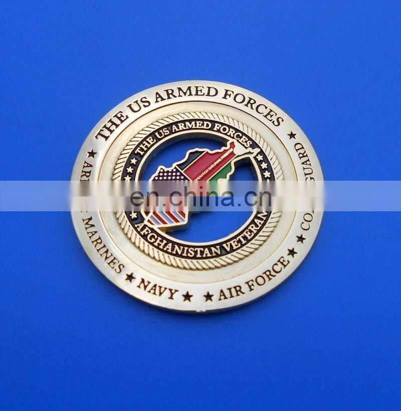 state of kuwait and United states flag enamel gold coin