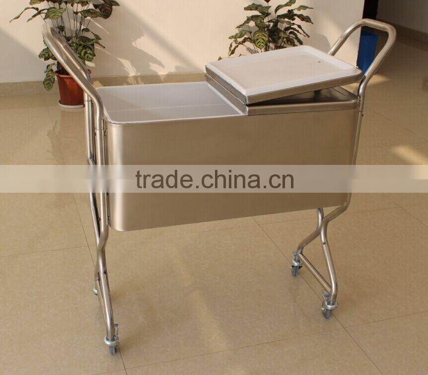 Rolling ice bucket cooler for beverage, Table Cooler