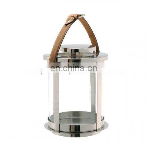 Metal fancy home lanterns