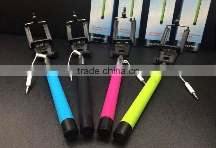 Poplar High Quality Carbon fiber Bluetooth Shutter Selfie Stick