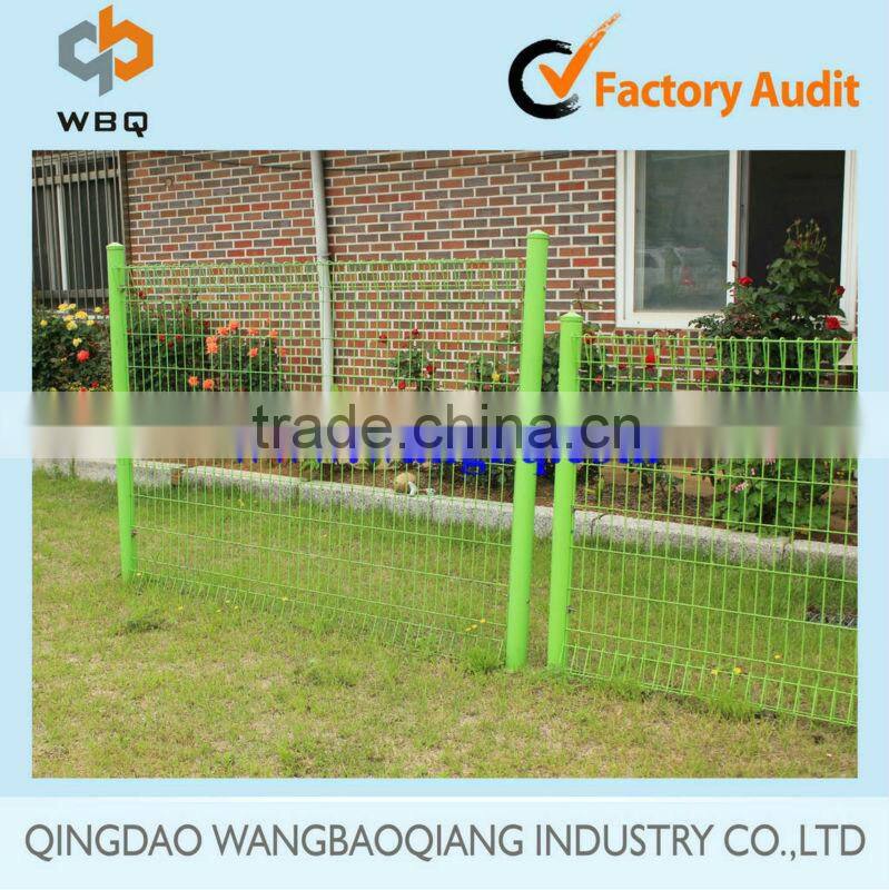 PVC coated wire mesh fence panel