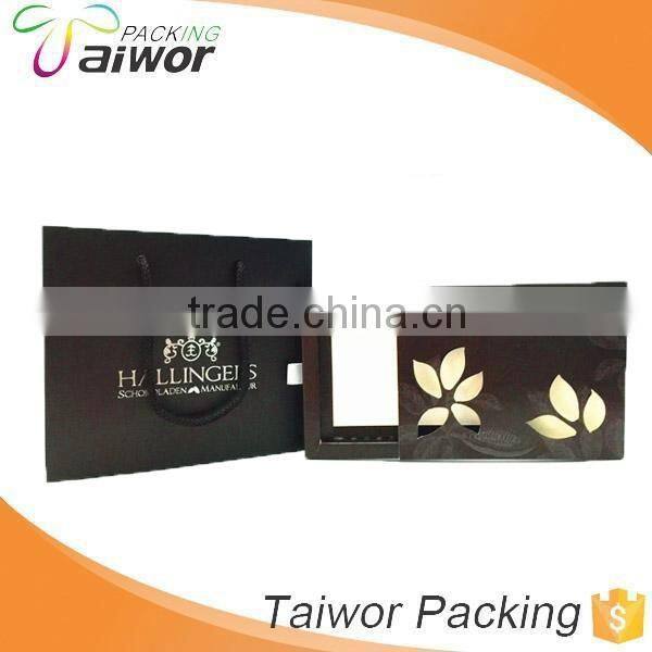 Black Color Silver Foil Stamping Carved Luxury Paper Shopping Bag