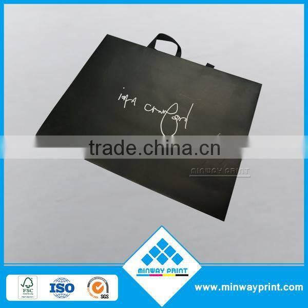 Black paper bags with handle