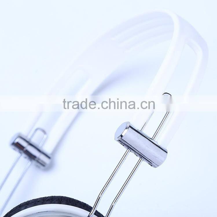 stylish headphone for gameplay