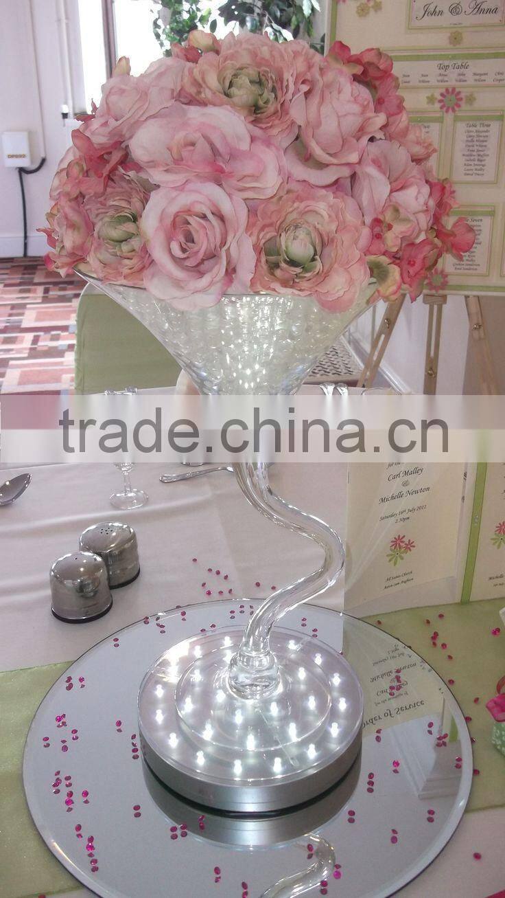 Customized acrylic wine bottle cooler 16 colors changing Wireless 4/6/8 inch SMD LED Rechargeable led base bottle for party