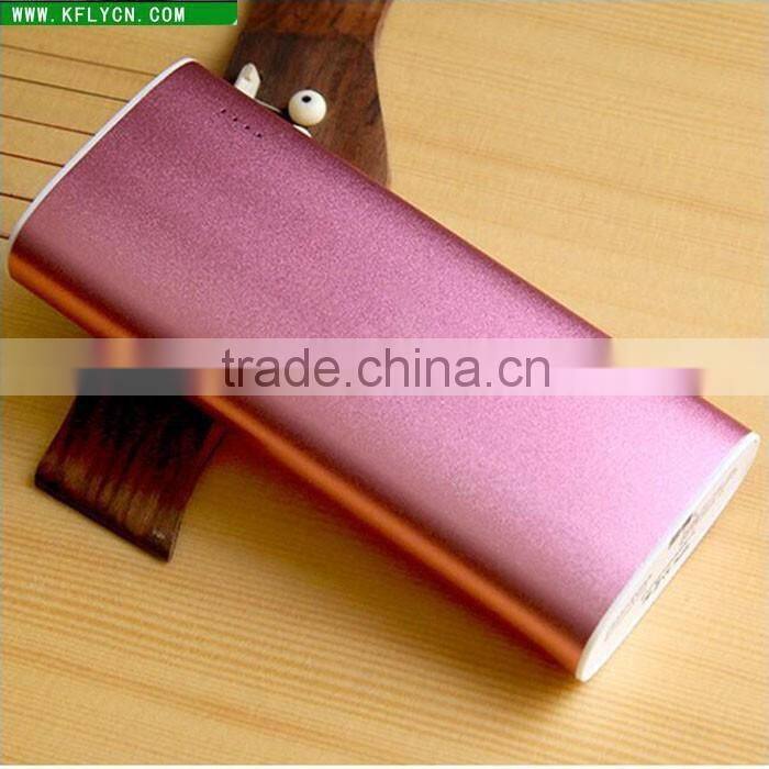 High Quality OEM CE RoHS Wholesale Travel Fashion Portable Power Bank