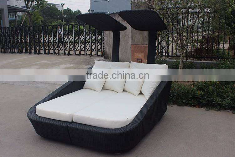 Antique Design Outdoor Furniture Rattan Double Canopy Sunbed