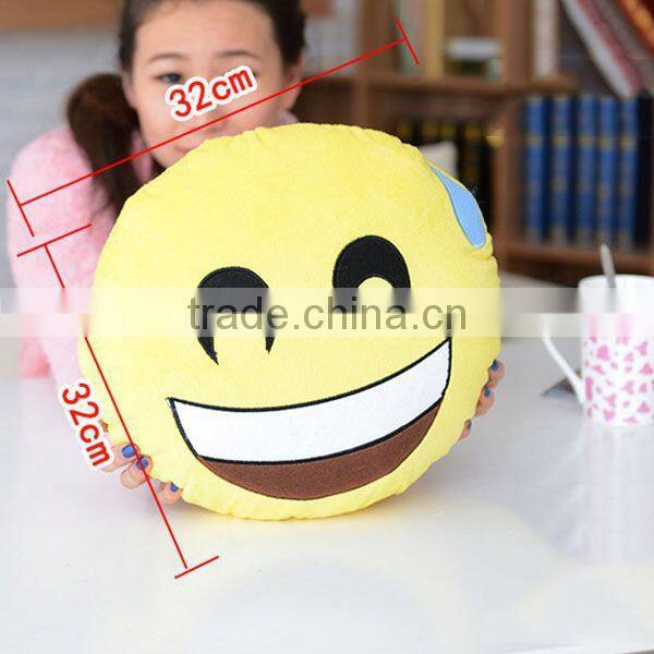 Blockbuster launch Embroiderey Stuffed 100% Cotton Christmas Emoji Pillow