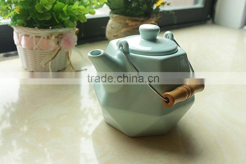 Customize logo porcelain chinese tea pot with steel handle