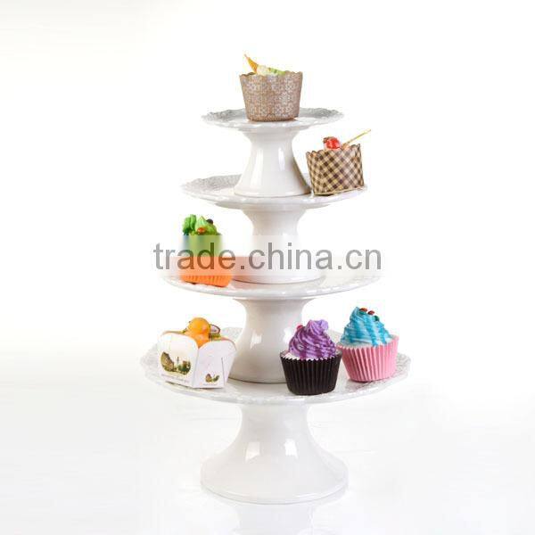 2015 new promotion color ceramic cake plate cake holder cake stand for wedding