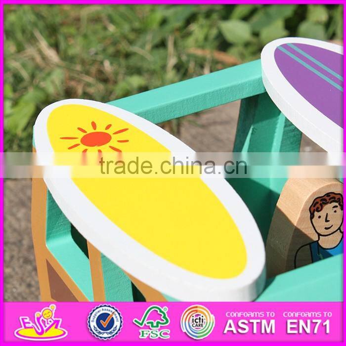 2017 New products funny dog and four people wooden car for kids W04A314