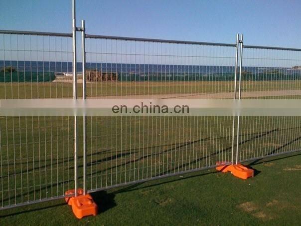 Hot sell crowd control barrier fence panels barrier gate price