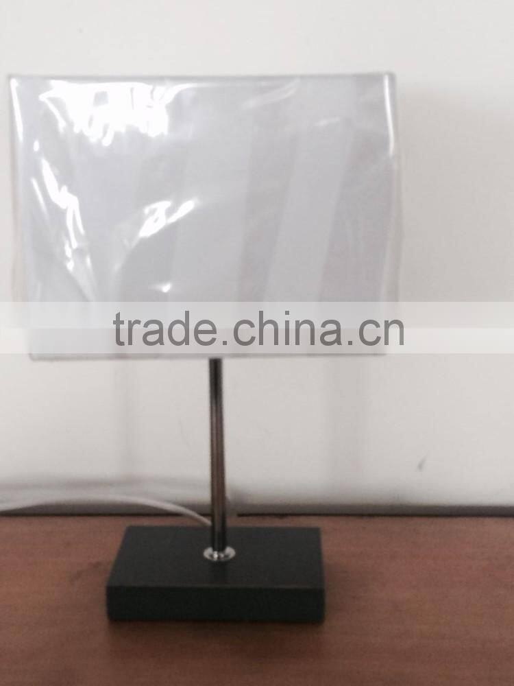 Fabric Shade Table Lamp, Wood Base, Simple Design for Home and Hotel
