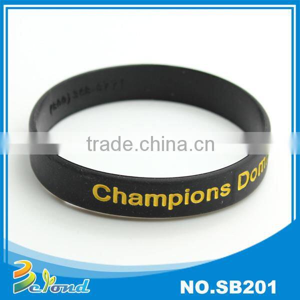 2016 Crazy sale yellow debossed logo sports 3d custom silicone wristband