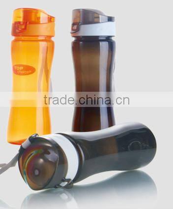 Sports plastic cup with cover