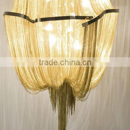 Chain Hanging chandeliers