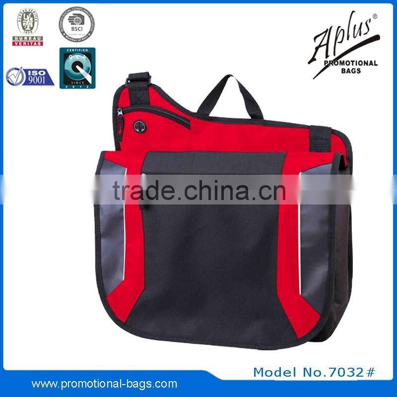promotional waterproof messenger bag men with earphone outlet