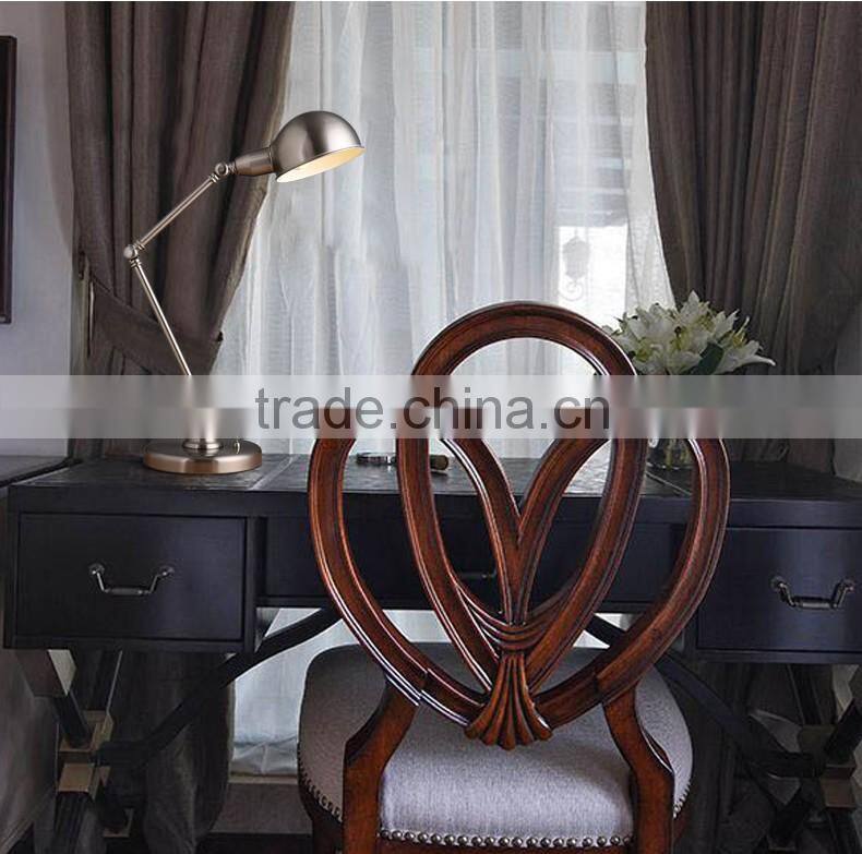 VDE Living Room Antique Style LED Table Lamp