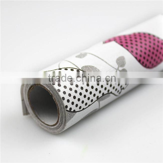 Self adhesive cork roll