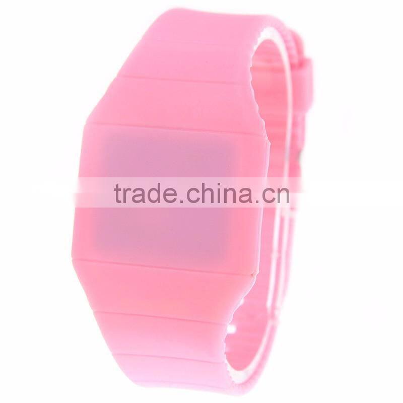 Very Low Price Low MOQ LED Silicone Electronic Girl and Boy Untra-thin Touch Screen Gift Wrist Watch