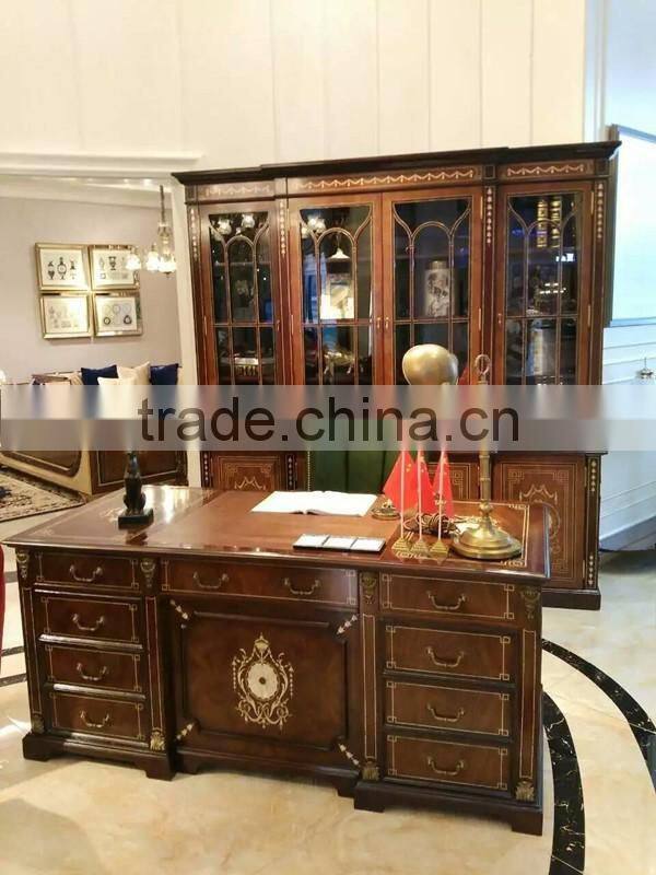 Noble Castle Carved Wooden Dinning Room Furniture Vintage Royal Style Dining Room Long Table For 8 People With Chairs