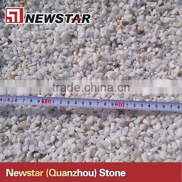 Newstar Landscaping White pea gravel
