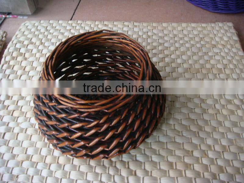 Let's buy a Antique Wicker Vase &flowe basket to decorate our home