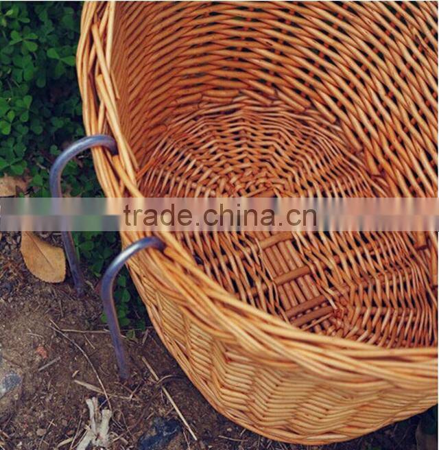 Lined woven bicycle wicker basket bicycle