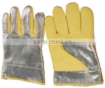 Anti heat resistant gloves