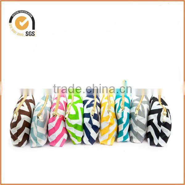 Vintage Camera Applique Zipper Pouch/Makeup Bag: Yellow Canvas with Black and White Fabric By Chiqun Dongguan CQ-H01072