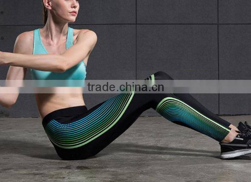 New Fashion Women GYM Tank Top, Leggings 3 Colors Curve Pants