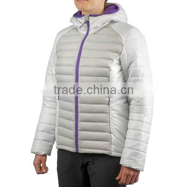 Women Outdoor blank hooded varsity jacket quilted down jacket for winters