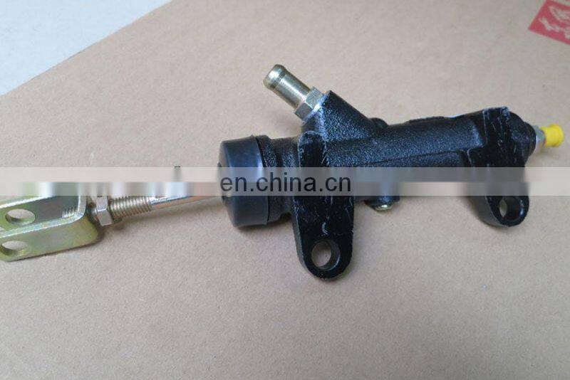 Dongfeng Heavy Duty Clutch Master Cylinder 1604236-010