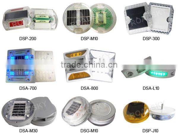 Square Red 6 LED 30 ton Outdoor LED Lighting Road Stud