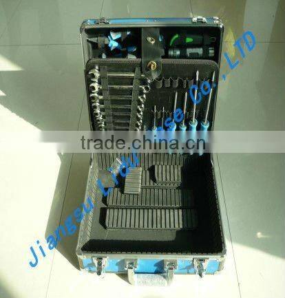 cheap aluminium suitcase