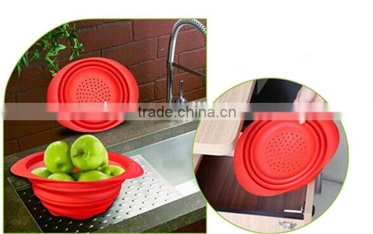 Foldbale silicone vegetable strainer